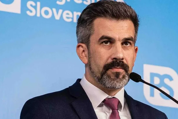 Opozícia kritizuje rozhodnutie vlády o JESS