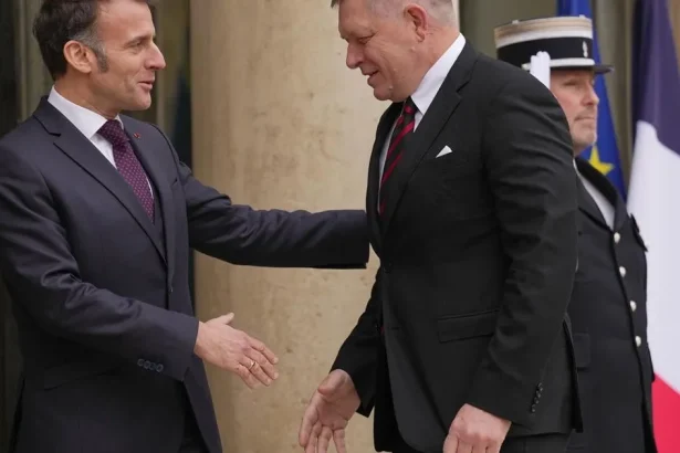 Paríž blokuje sankcie so Slovenskom. Dôvod: Francúzi väznení v zahraničí
