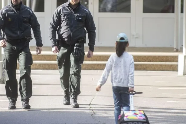 Polícia sa pri krízových situáciách v školách zameriava hlavne na zamestnancov