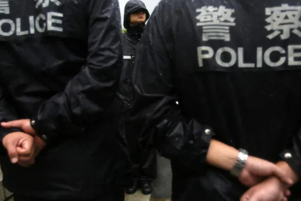 Polícia v Číne zadržala útočníka s nožom, ktorý zranil niekoľko osôb