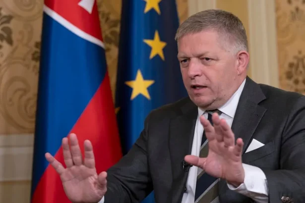 Premiér naznačil odvolanie Tarabu z funkcie ministra, rozhodne v najbližších týždňoch