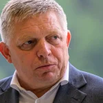 Premiéra Roberta Fica za jeho výroky o článku 5