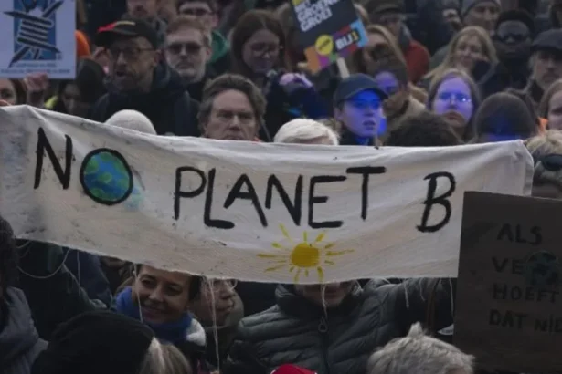 Protesty v Ženeve a Lausanne: Ľudia vyšli do ulíc