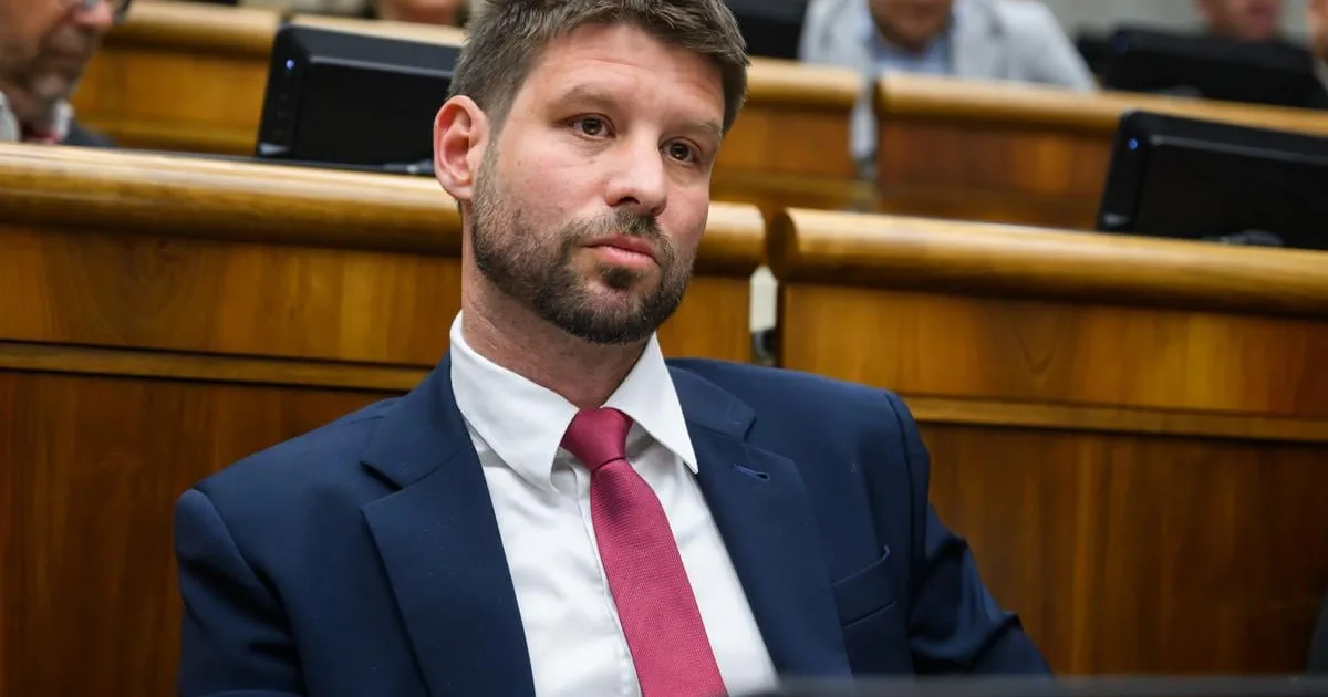 PS kritizuje postup vlády pri vysokých cenách palív
