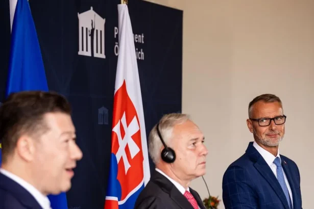 Raši sa ujal funkcie predsedu Národnej rady SR