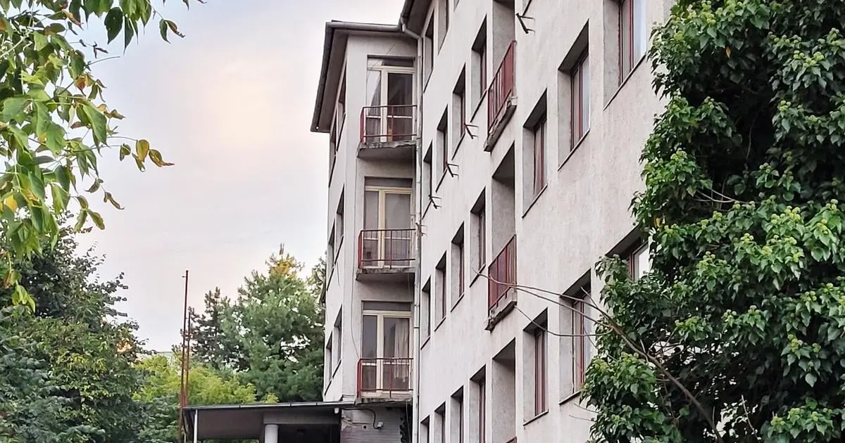 Roky opustený, kedysi plný študentov. Univerzita ho chcela vymeniť a predať, teraz má plán