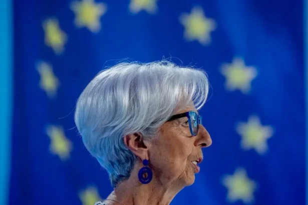 Sadzby ECB sa podľa jej šéfky nepohybujú automaticky s cenami ropy a plynu