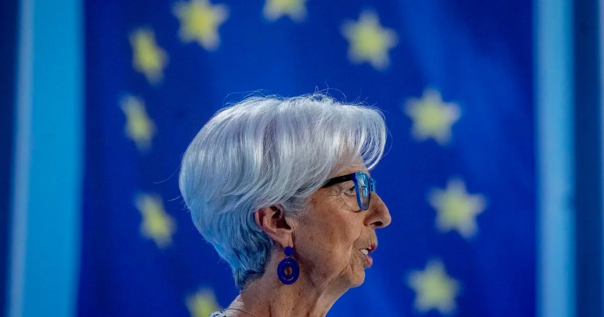 Sadzby ECB sa podľa jej šéfky nepohybujú automaticky s cenami ropy a plynu