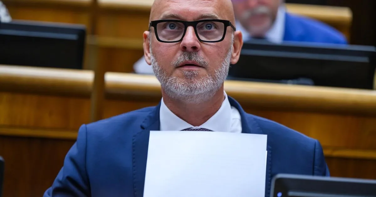 SaS tvrdí, že vláda nedokáže riešiť problémy