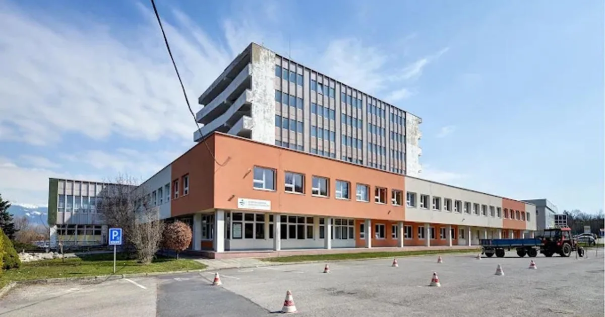 Škola má po dvoch neúspešných voľbách riaditeľku, poverená šéfka uspela
