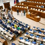 Slovensko zaostáva v preberaní smerníc EÚ do legislatívy