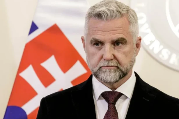 Smer: návrh PS o poplašných správach je umlčiavaním názorov