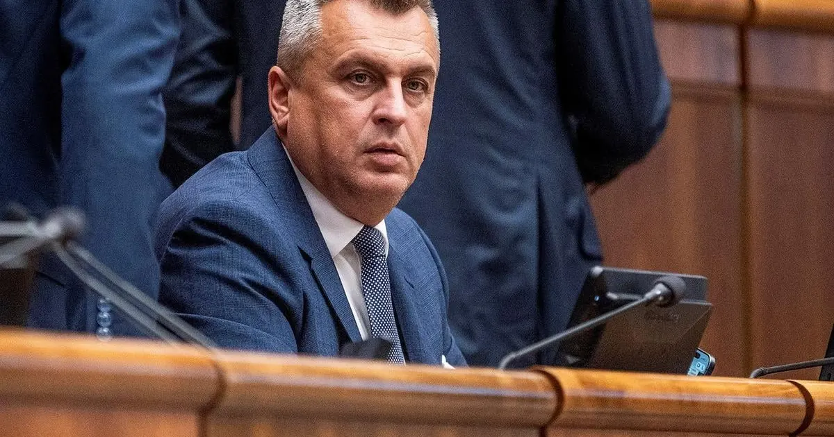 SNS a Huliakovci sa dohodli: prejde aj zrušenie voľby poštou