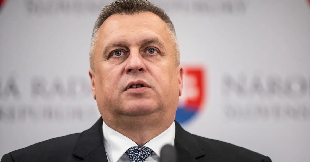SNS žiada okamžité odvolanie ministra po jeho vymenovaní