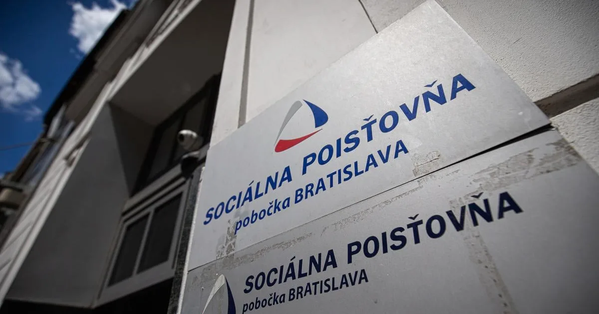 Sociálna poisťovňa bude od januára vyplácať dávky zvýšené