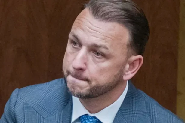 Šutaj Eštok: Ak neprejde balík sociálnych zákonov Hlasu, vláda skončí