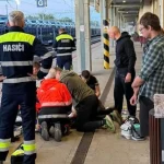 Svedok opísal boj o život muža na stanici v Teplej, po polhodine ho oživili