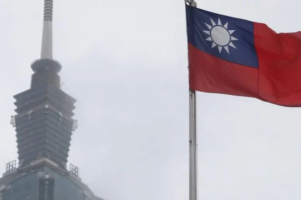 Taiwan plánuje pokračovať v nákupe amerických zbraní
