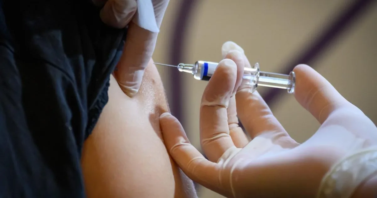 Tohtoročná vakcína proti chrípke obsahuje tri nové typy vírusu.