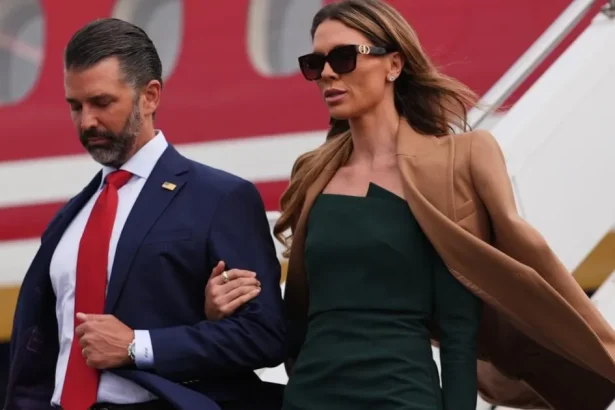 Trumpov syn vrátil ruskému oligarchovi peniaze za svadbu, tvrdí prezident