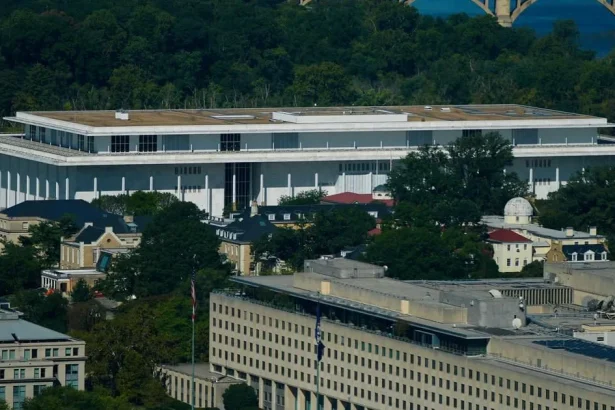 Trumpovi ľudia chcú zavrieť Kennedyho centrum