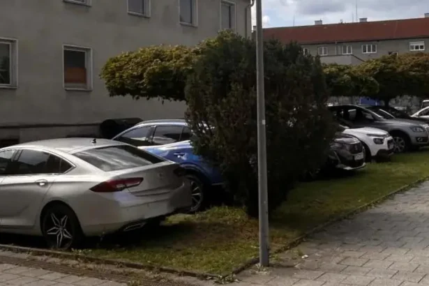 V Handlovej ubudnú parkovacie miesta, dopravu komplikujú investície