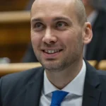 Vláda podľa opozície naďalej nekoná v súvislosti s vysokými cenami pohonných látok