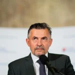 Zákon napísali tak, aby sa Machala dostal do Rady STVR. Teraz by bol problém ho odvolať