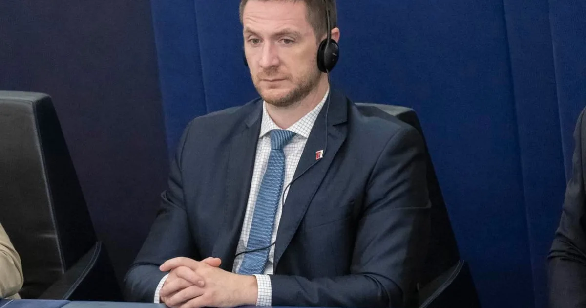 Zisk Republiky je dôsledkom Ficovej nezvládnutej politiky