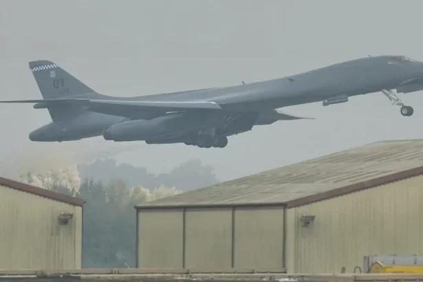 Američania náhle stiahli bombardéry z britskej základne, zásahy proti Iránu sú ohrozené