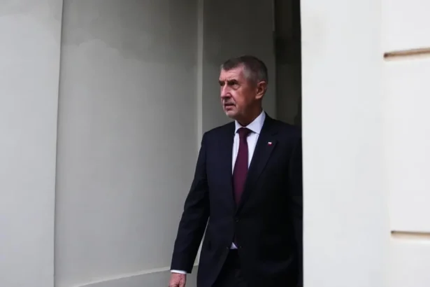 Babišov kabinet prežil ďalšie hlasovanie o nedôvere