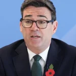 Britský premiér Burnham by uvítal rokovania o colných pravidlách