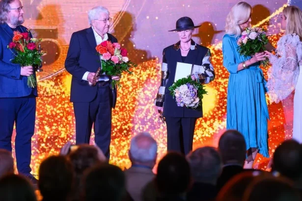 Cenu ministerky kultúry si prevzali viacerí laureáti