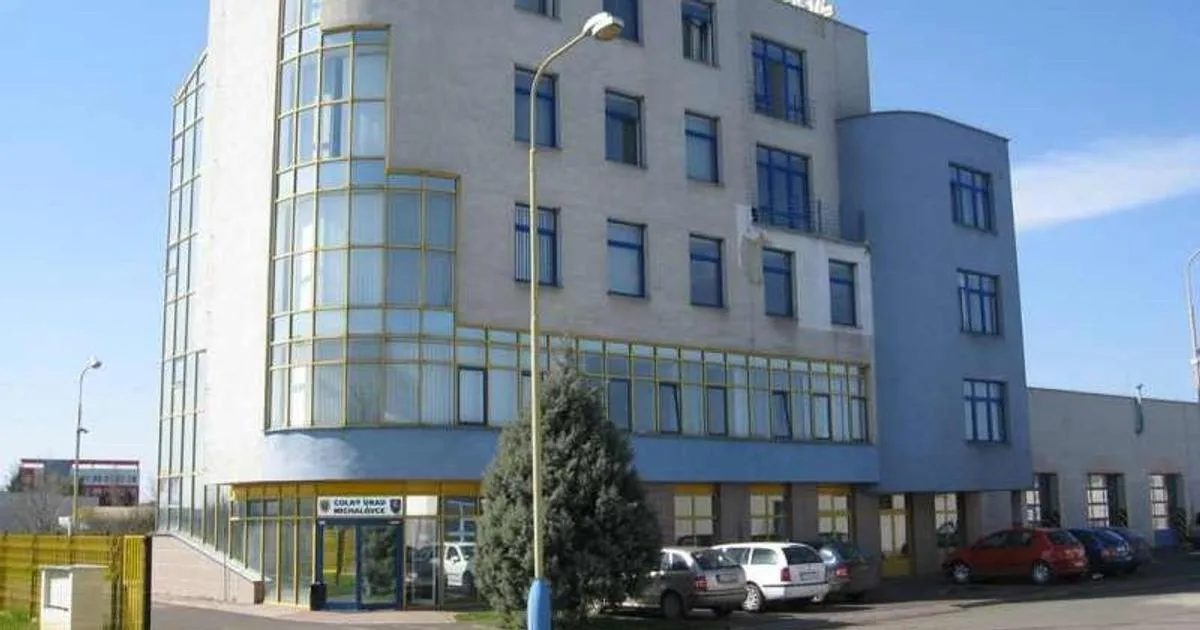 Colní kontrolóri z východu dostali trest za podplácanie, referent za prijatie úplatku