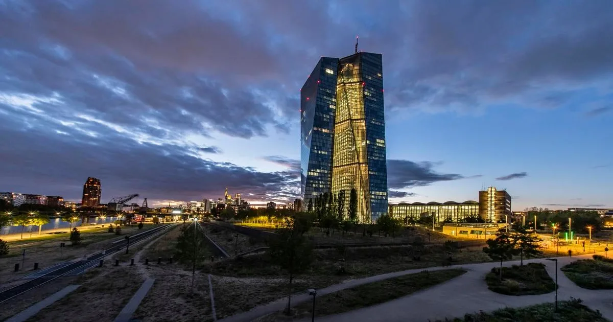 Deficit Francúzska otriasol trhmi. Nervozita môže zasiahnuť aj Slovensko
