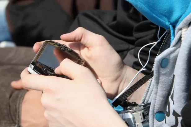 Detstvo v digitálnom veku: Ako technológie menia raný vývoj