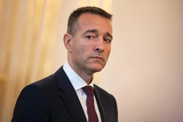 Drucker žiada prísnejšie tresty za násilie