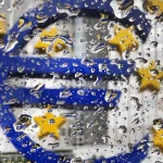 Euro na 17-mesačnom minime, obavy z francúzskeho dlhu a neistoty v Španielsku