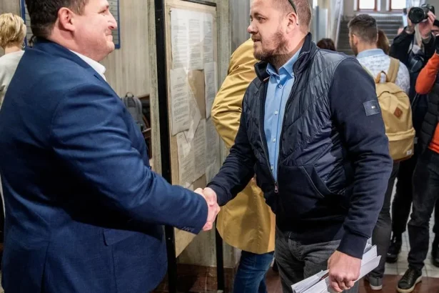 Ficova rozprávka o prenasledovaní a útlaku
