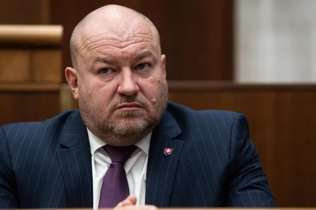 Huliak na prokuratúre nepredložil dôkazy o rozkrádaní štátneho majetku