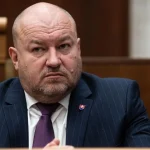 Huliakovci a poslanci: Nová politická skupina okolo ministra