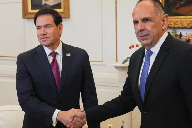 Irán už nemá kontrolu nad Hormuzským prielivom, vyhlásil Rubio