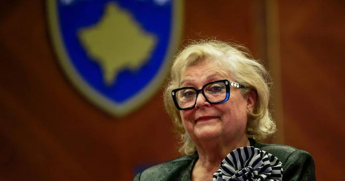 Kosovský parlament zvolil prezidentku a vyhol sa rozpusteniu