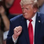 Kráľ Ameriky je nahý a Fico sa preto hnevá na celý svet