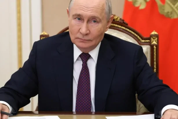 Kremeľský bloger sa obrátil proti Putinovi. Hrozí mu 10 rokov väzenia