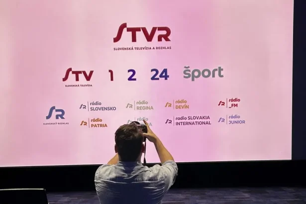 Na diskusiu o dokumentaristike pozvali vedenie STVR. Begányi neodpovedal, poslal list