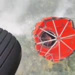 Na Dubí zahorelo takmer 60 hektárov lesa. Black Hawk uskutočnil vyše dvadsať zhodov