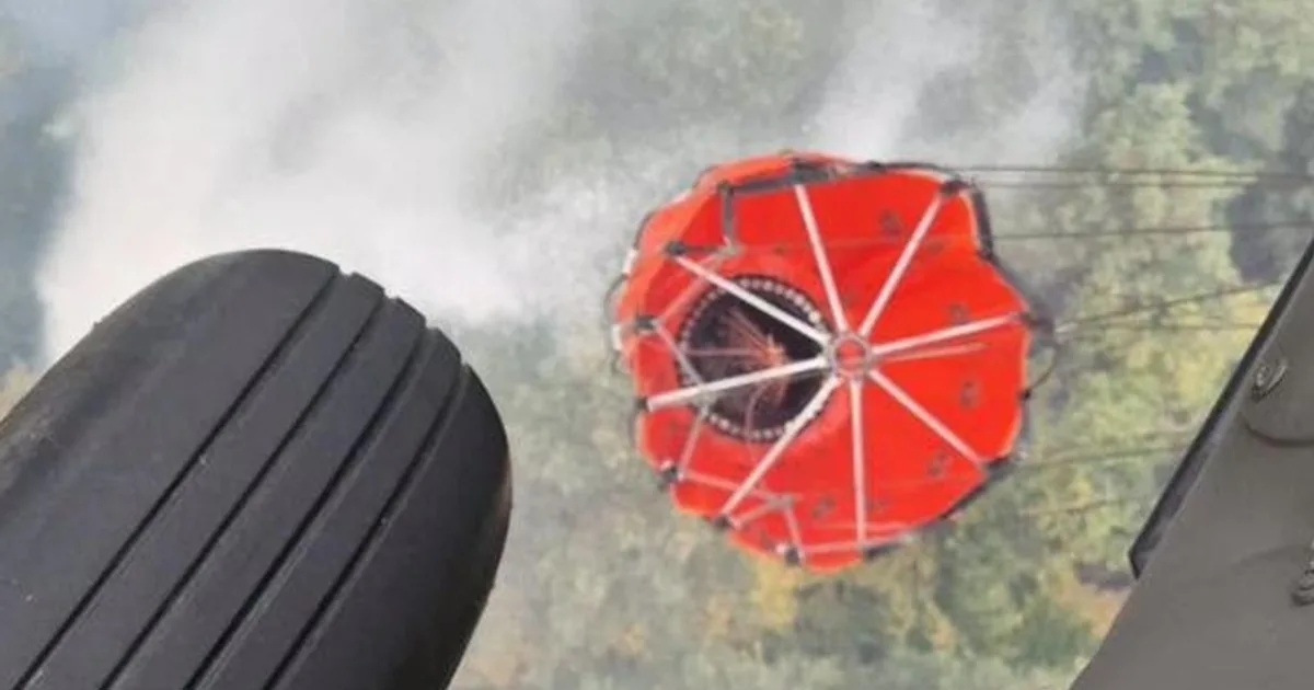 Na Dubí zahorelo takmer 60 hektárov lesa. Black Hawk uskutočnil vyše dvadsať zhodov