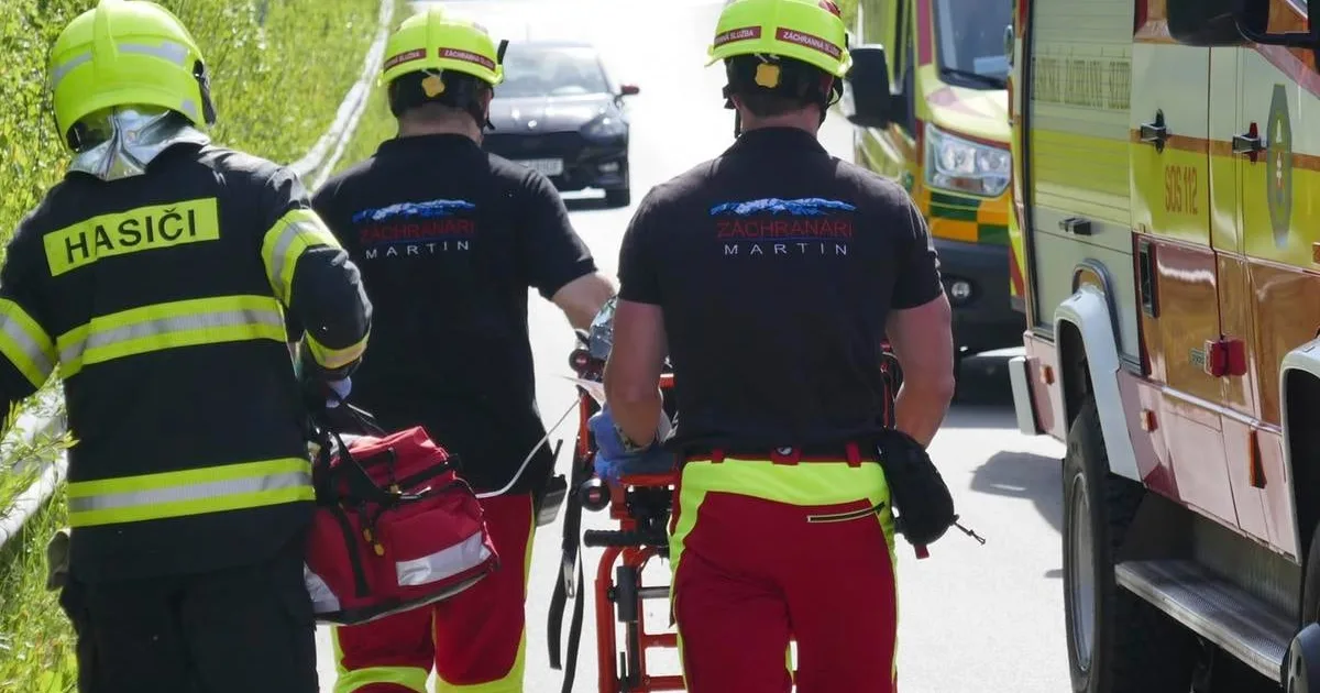 Odpadnuté dievča na jarmoku oživovali aj okoloidúci, záchranári chvália reakciu