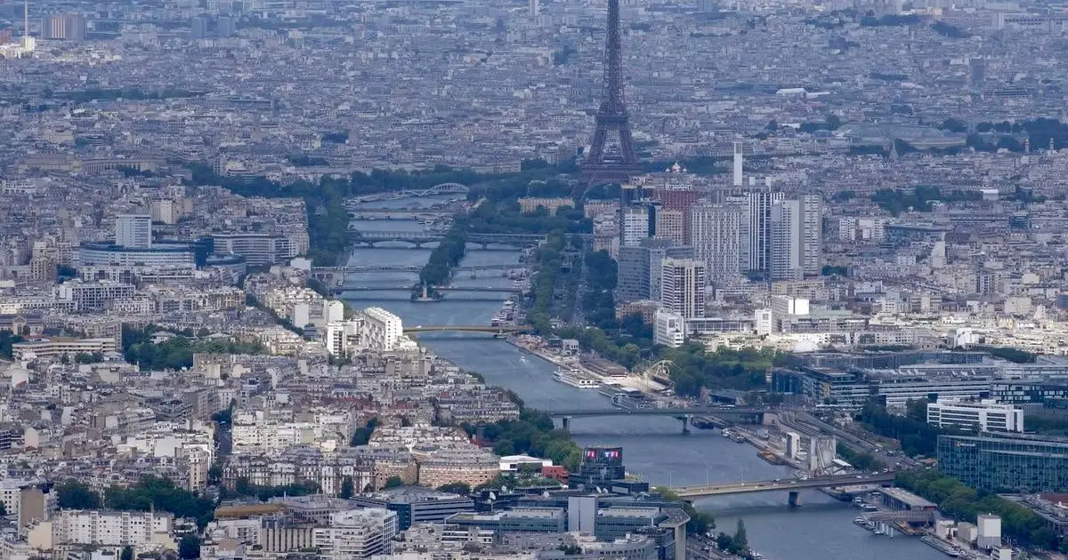 Parížske múzeá zostávajú zatvorené pre hroziacu krízu